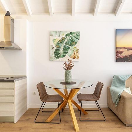 מאלגה Urbe10 Terrace Constitucion 1 Bedroom Apartment מראה חיצוני תמונה