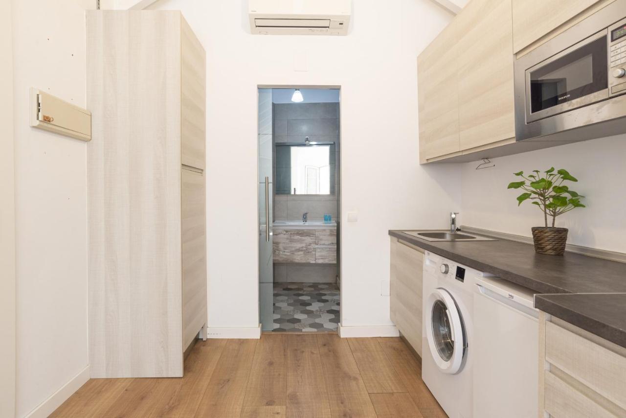 מאלגה Urbe10 Terrace Constitucion 1 Bedroom Apartment מראה חיצוני תמונה