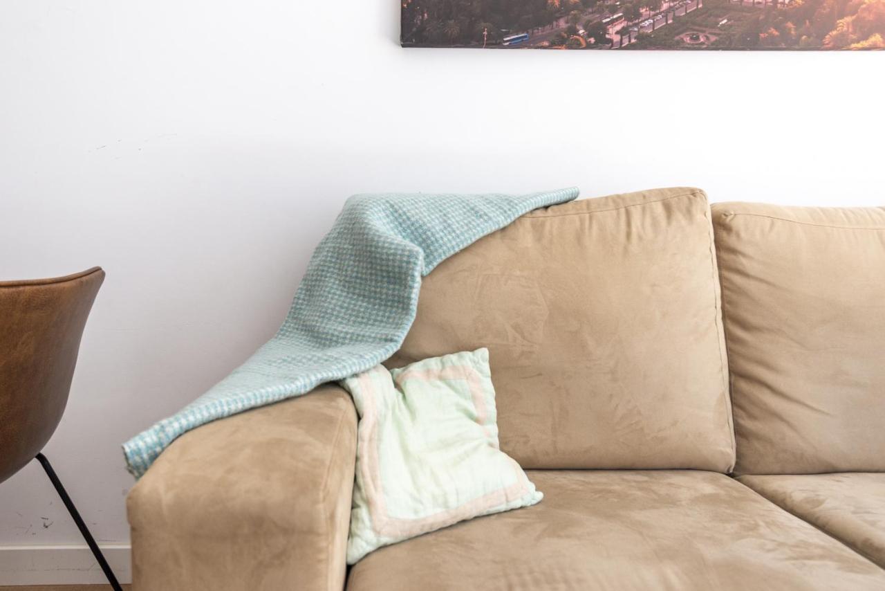 מאלגה Urbe10 Terrace Constitucion 1 Bedroom Apartment מראה חיצוני תמונה